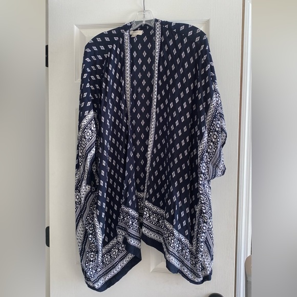 Ann Taylor Kimono - Picture 1 of 1